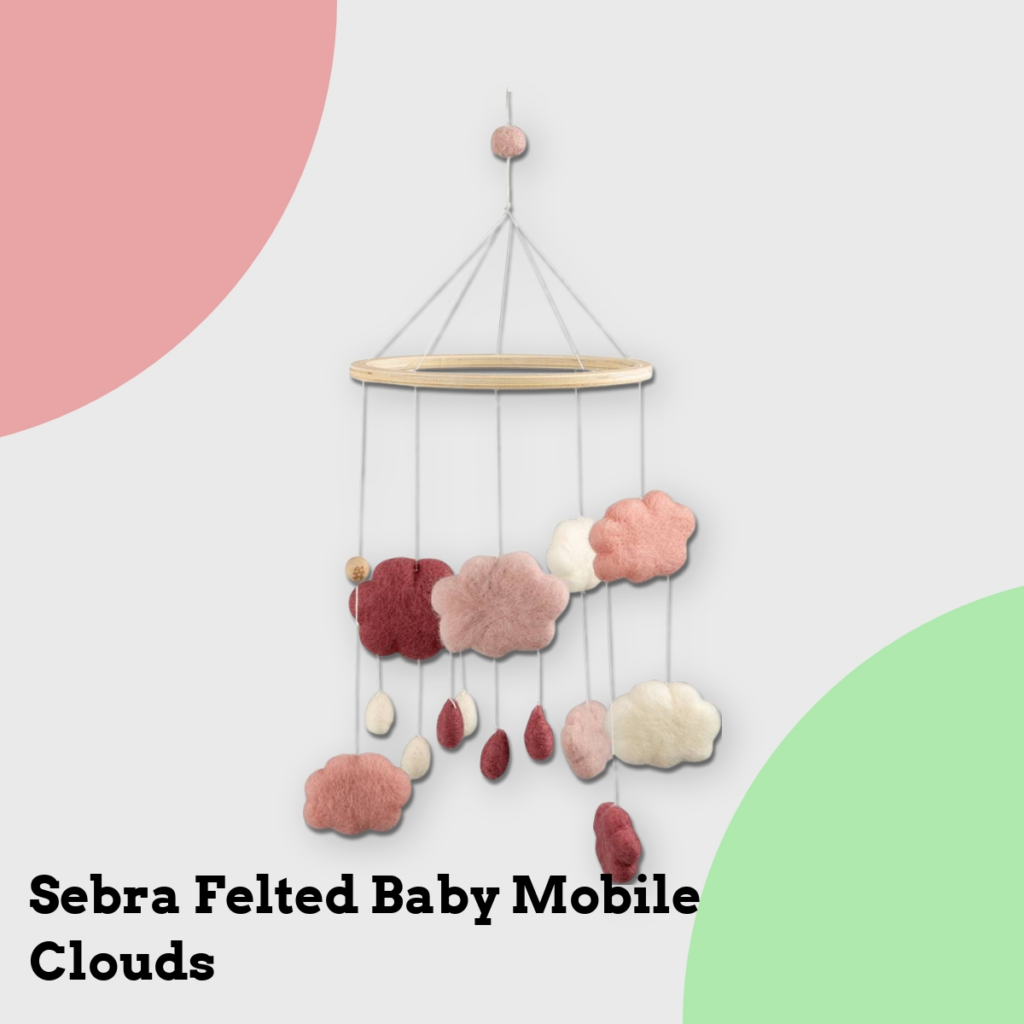 Anmeldelse af Sebra Felted Baby Mobile Clouds
